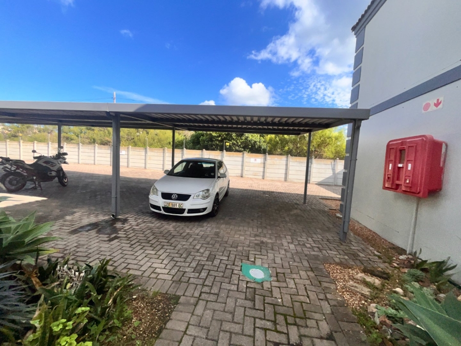 To Let 2 Bedroom Property for Rent in Aston Bay Eastern Cape
